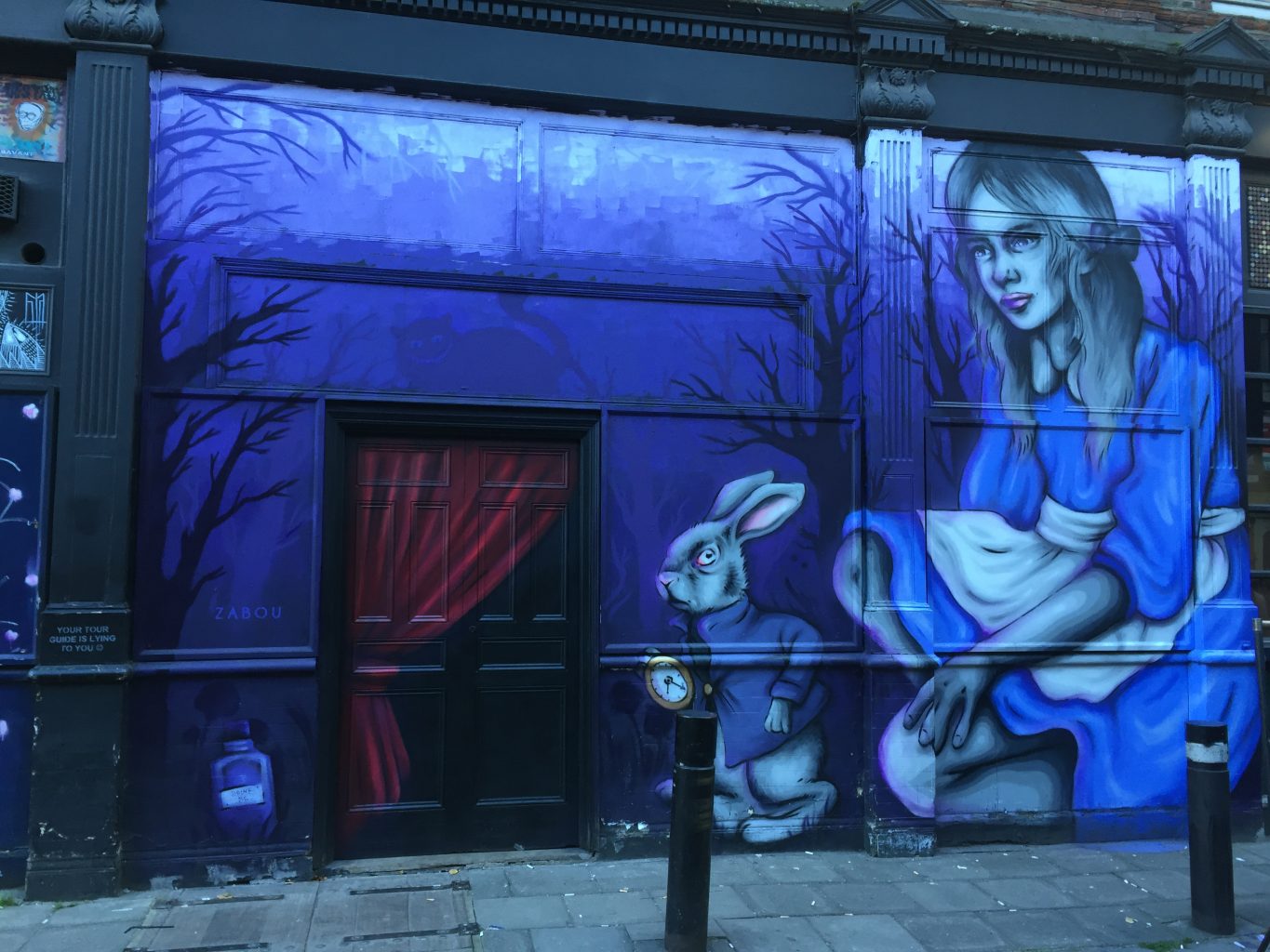 Wonderland. Los 4 mejores murales de Zabou en Londres