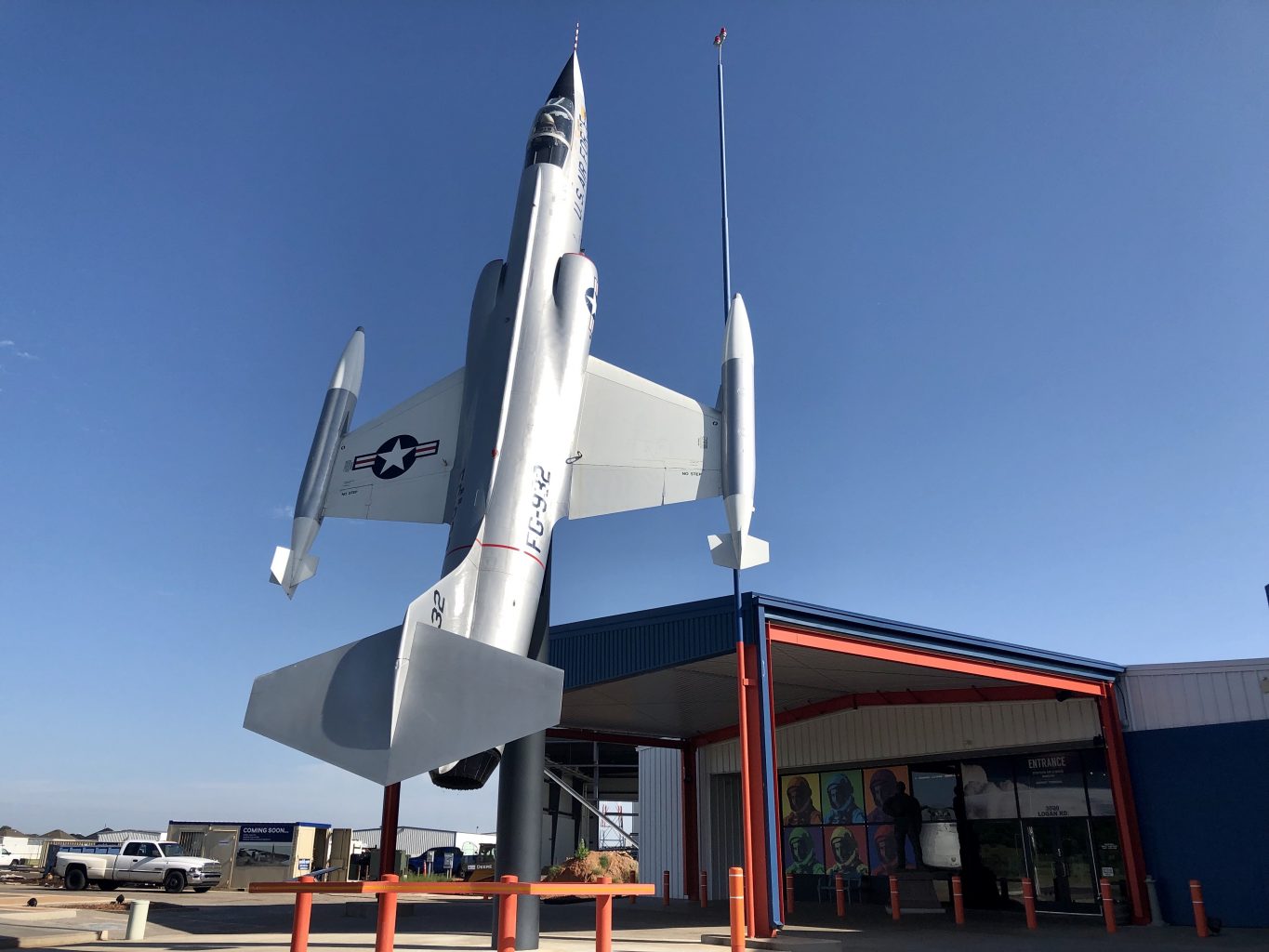 Exterior del Stafford Air & Space Museum. RUTA 66, Etapa 4: Oklahoma City - Amarillo