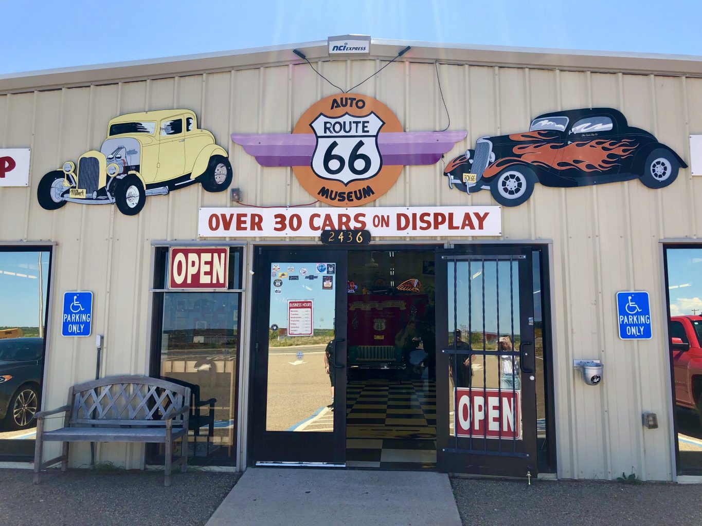 Route 66 Auto Museum. RUTA 66, Etapa 5: Amarillo - Albuquerque (600 km)