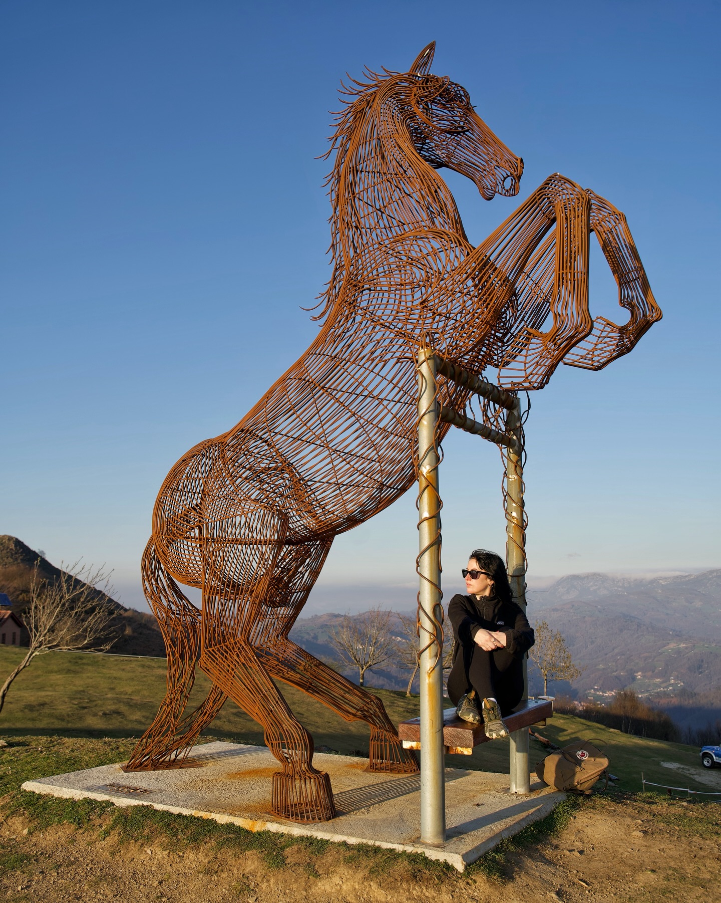 Welcome Spring 🌸🐴

#campalaarquera #esculturalibre #libre #asturias #asturiasparaísonatural
