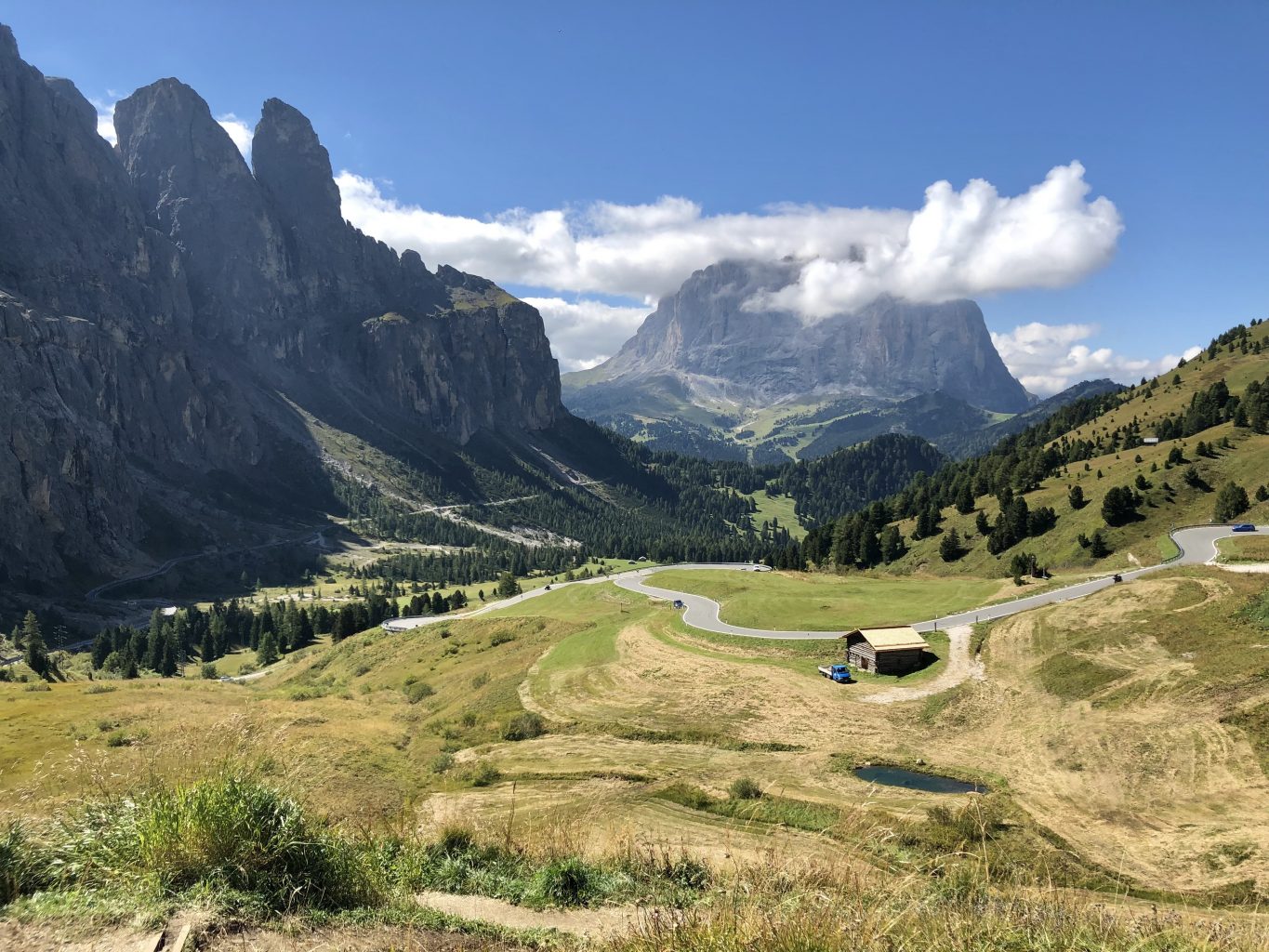 Passo Gardena. Ruta de 14 días por Dolomitas en furgoneta camper desde España