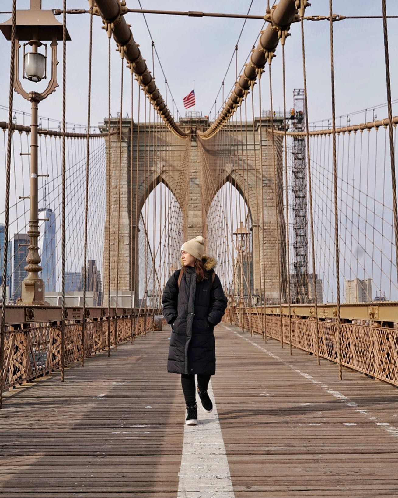 .
No podíamos irnos de Nueva York sin cruzar andando el puente de Brooklyn🇺🇸
.
#viajesglobetrotter #ny #nyc #brooklyn #mondofotodelmes #travelblog #travelblogger #iamtb #newyork #viajandoconcivitatis