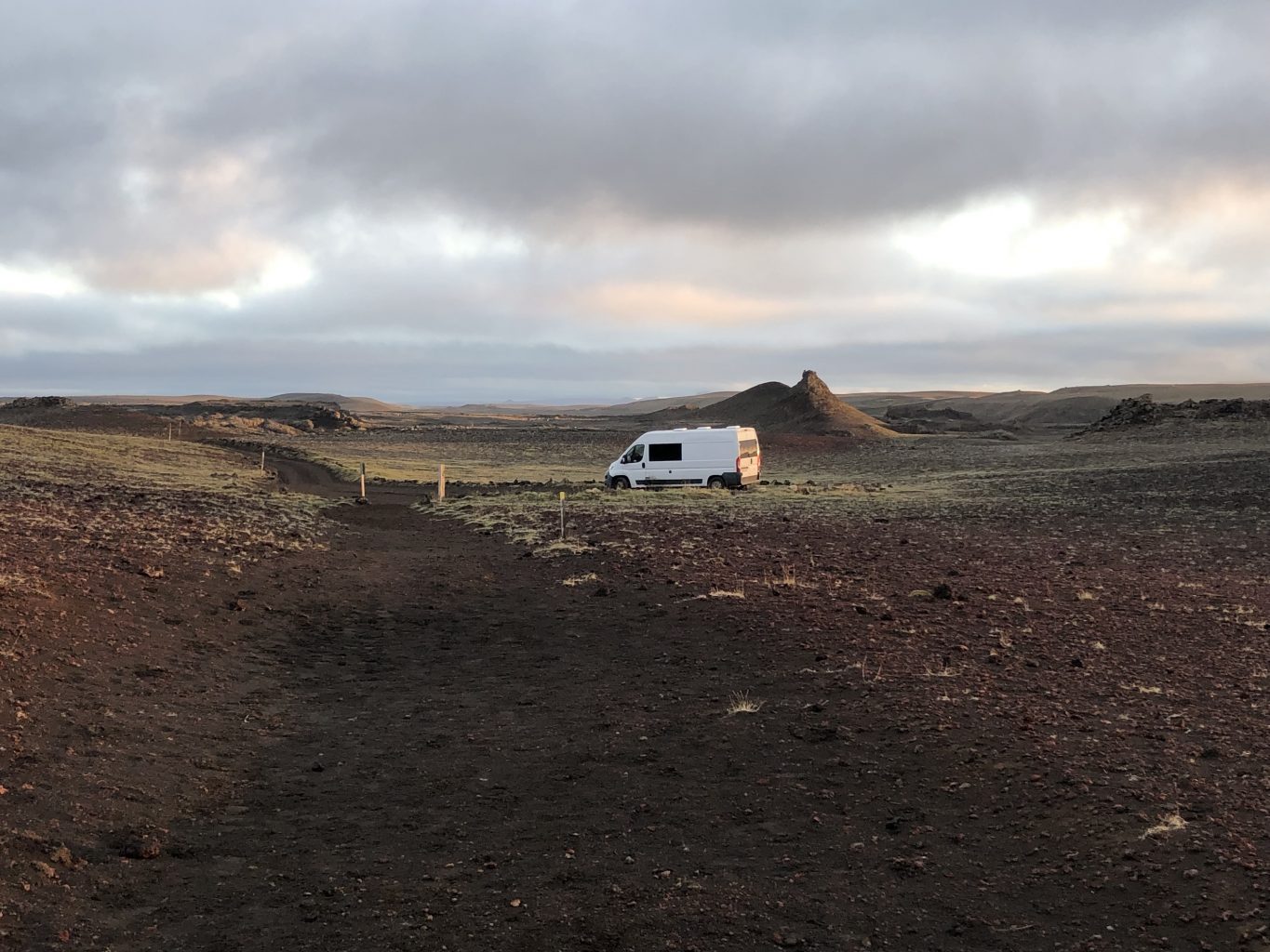 carretera de gravilla. Consejos para conducir en Islandia