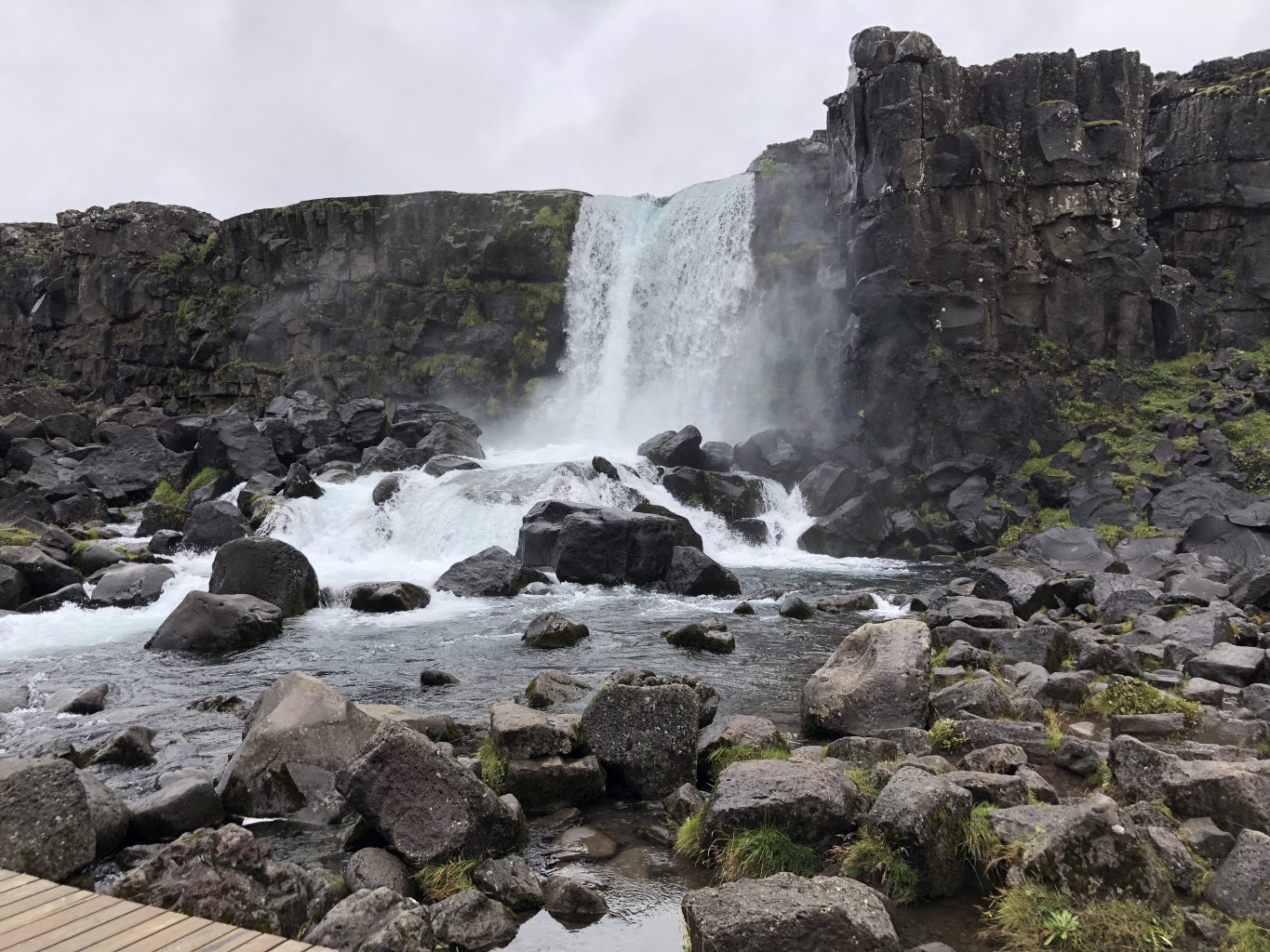 cascada Öxarárfoss. Qué ver en el Círculo Dorado de Islandia