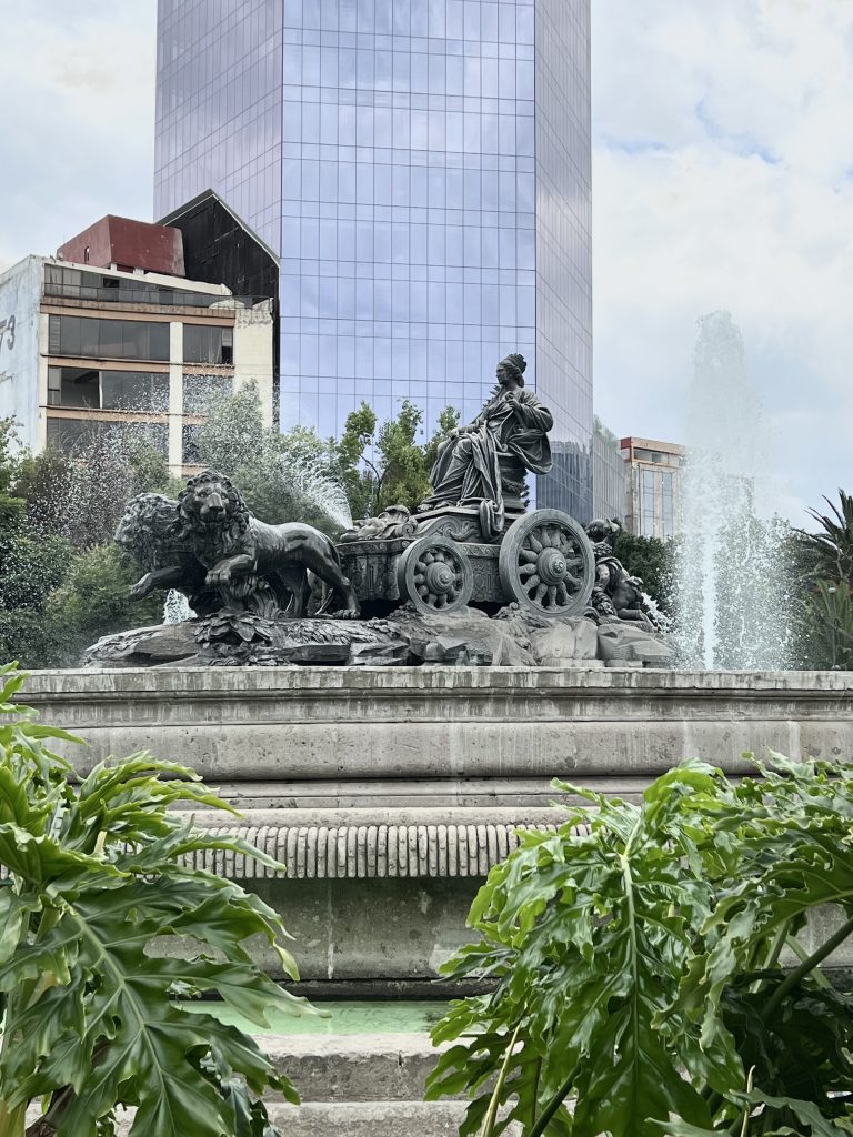 Réplica de la fuente de Cibeles de Madrid. Qué ver y hacer en Ciudad de México (CDMX)