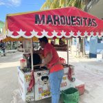 Puesto de marquesitas. Ruta completa por la Península de Yucatán en coche