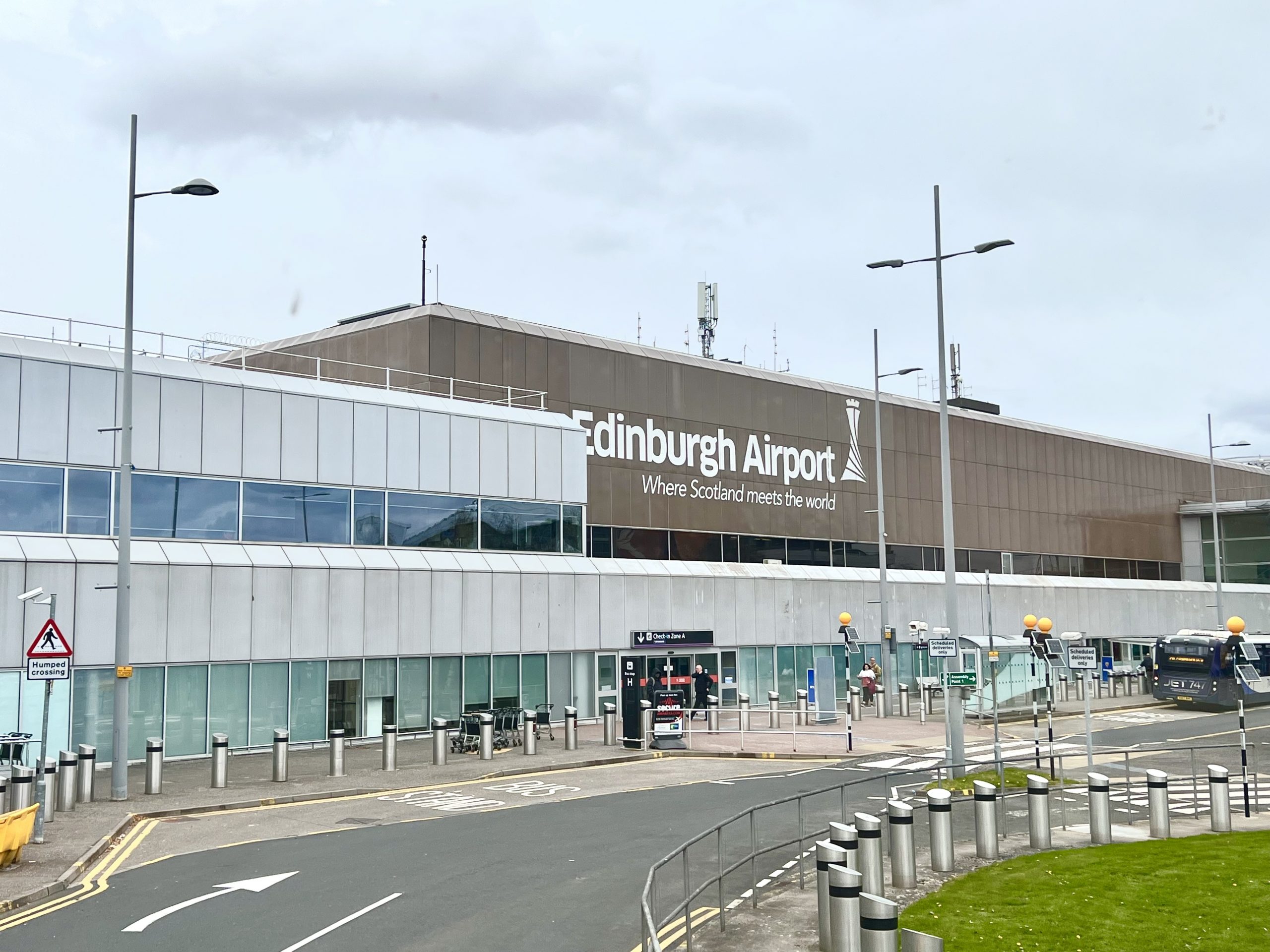 Cómo llegar desde el Aeropuerto de Edimburgo al centro de la ciudad - Viajes Globetrotter