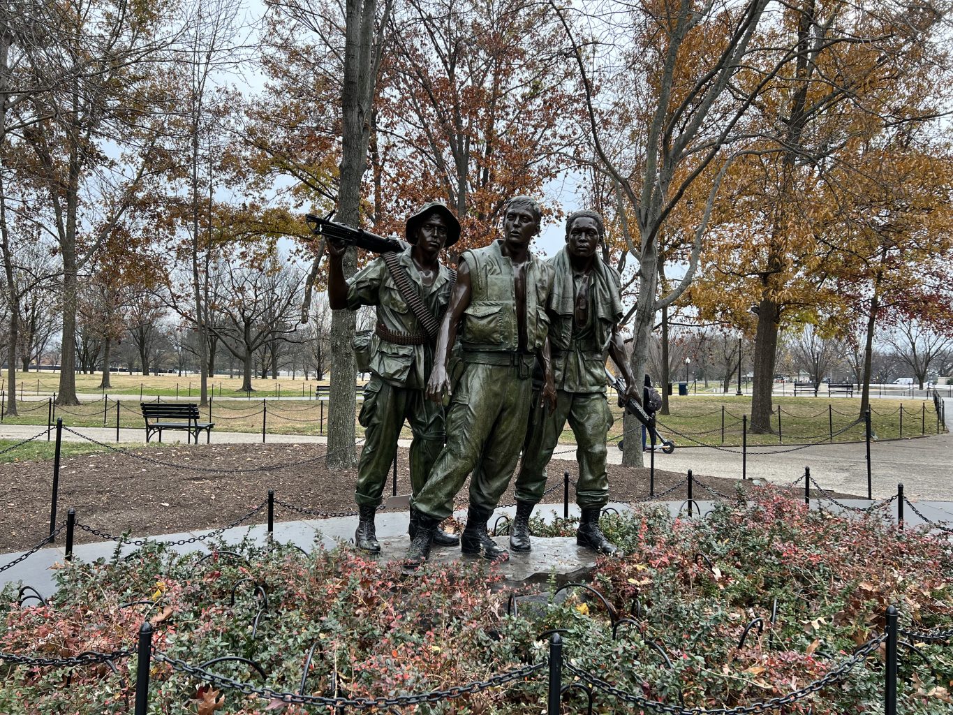 Monumento de los Tres Soldados. Excursión a Washington DC en un día desde Nueva York