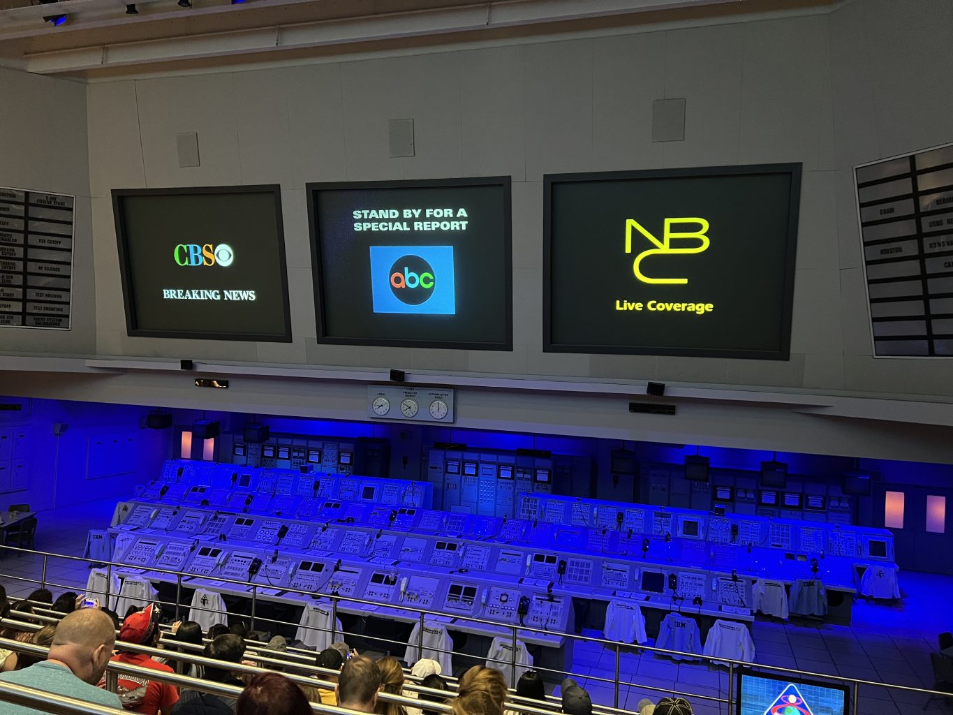 simulación del lanzamiento del Apollo 8. Visitar el Kennedy Space Center: guía completa