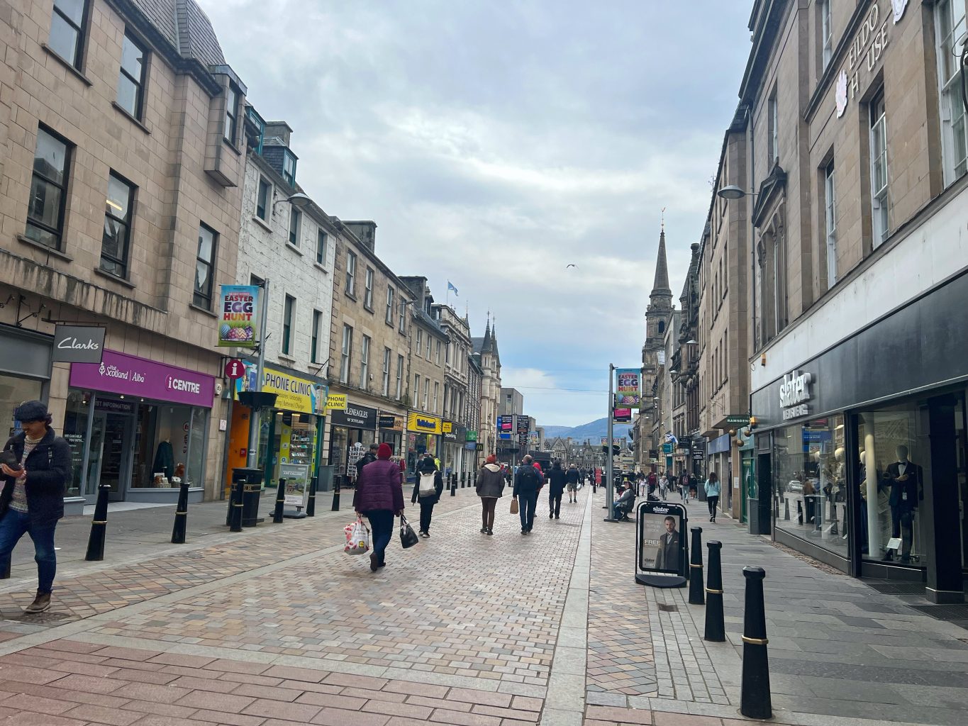 High Street. Qué ver y hacer en Inverness