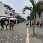 Rua 1 de Junho, la calle principal de Santa María. Qué ver en Santa María (Isla de Sal)